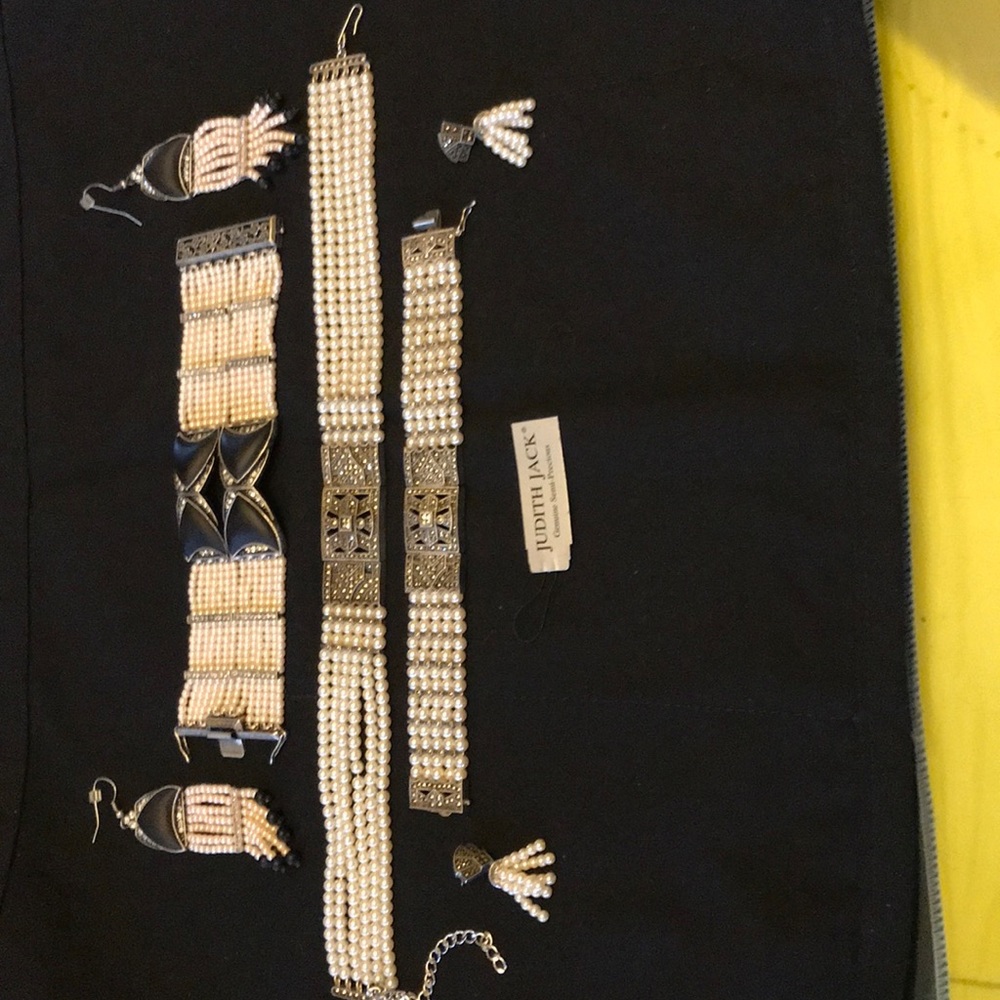 Judith jack brackets  8 inches long 1 inch wide